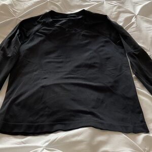 Lululemon swiftly tech hip length long sleeved ~ Black ~ Size 10